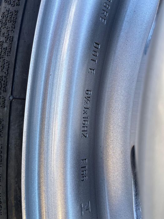 Set jante cu anvelope noi vara 205 75 r16c Continental Renault Master