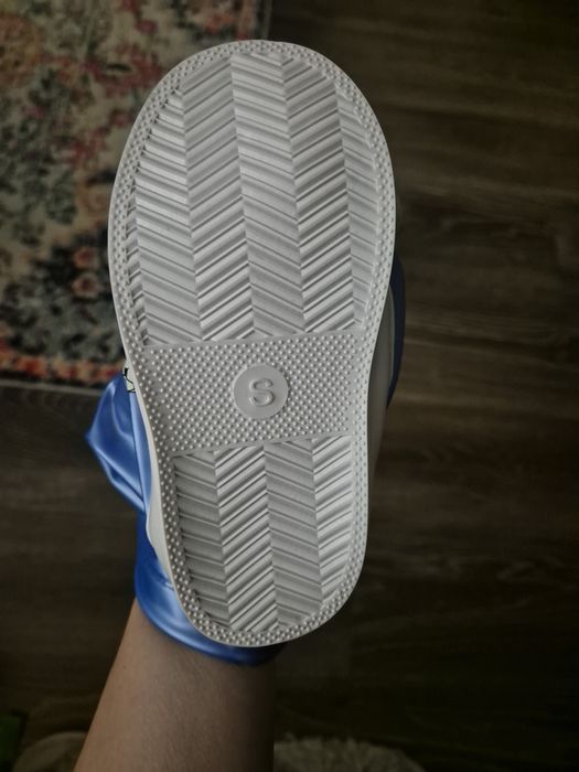 Детские водонепроницаемые бахилы