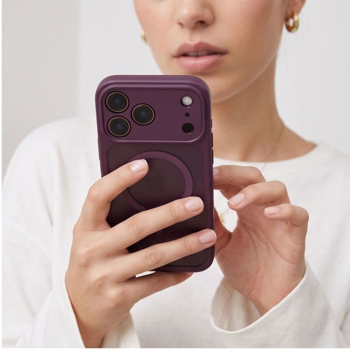 Матов Магнитен Калъф с MagSafe Tech-Protect BasicMag за iPhone 18 Pro / 17 Pro – Dark Cherry / Burgundy