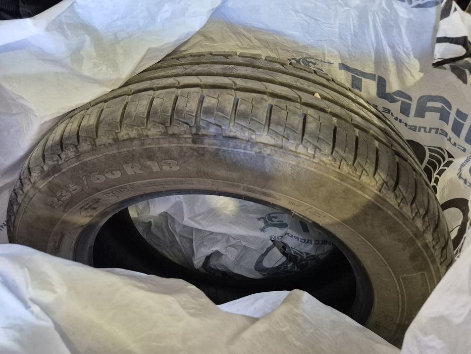 Продам резину  235.60.r18
