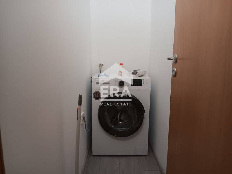 Дава се под наем Тристаен апартамент в Варна, Колхозен пазар - 90 кв.м за 800 € - Снимка #6