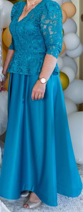 Rochie midi de ocazie deosebita