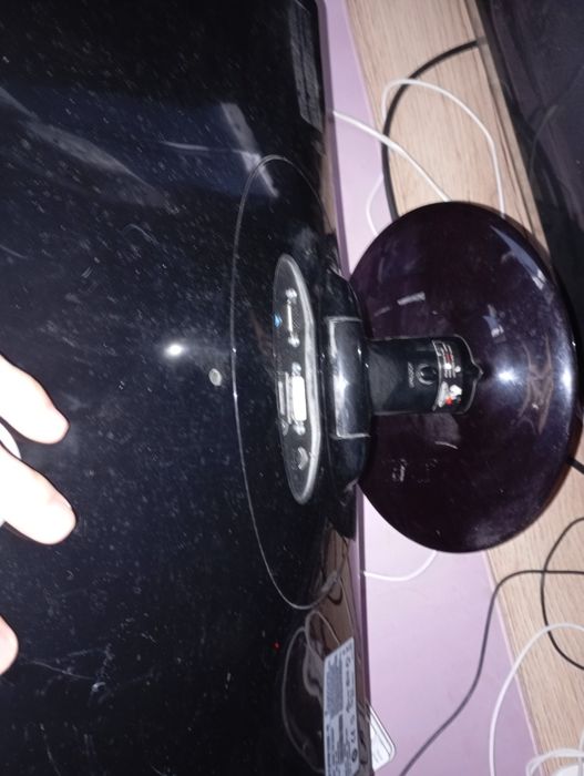 Монитор LG Flatron E2250V 22″ Full HD / без кабеля / не проверен