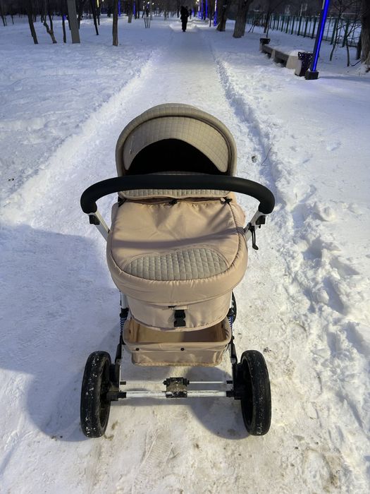 Продам коляску в отличном состоянии