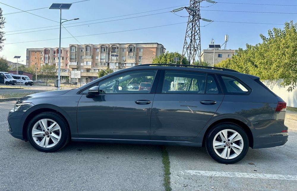 VOLKSWAGEN Golf 2022 — imagine 4