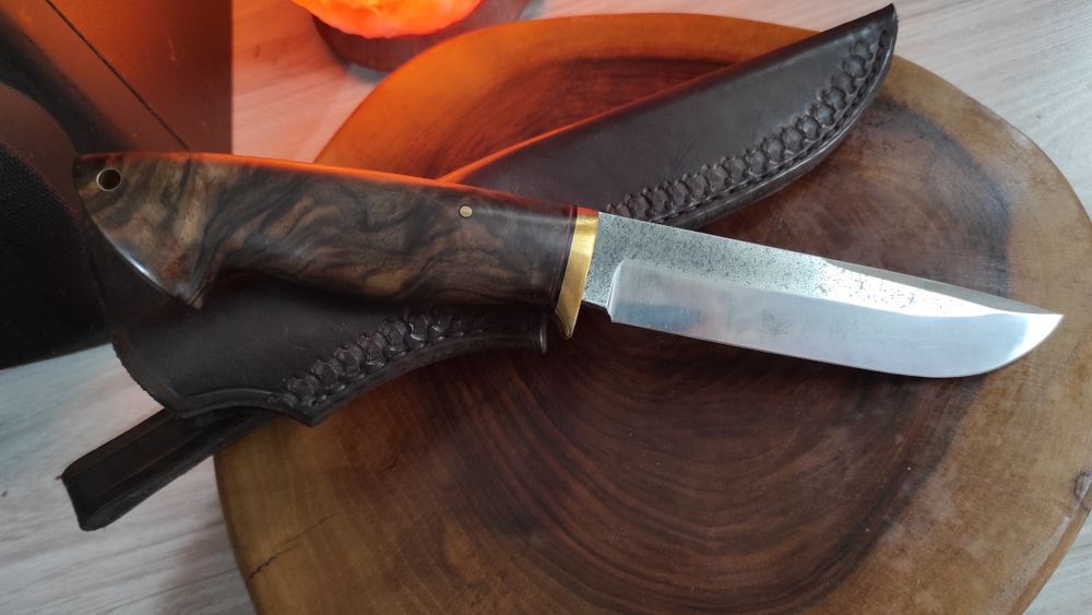 Ловен нож от D2 уникат