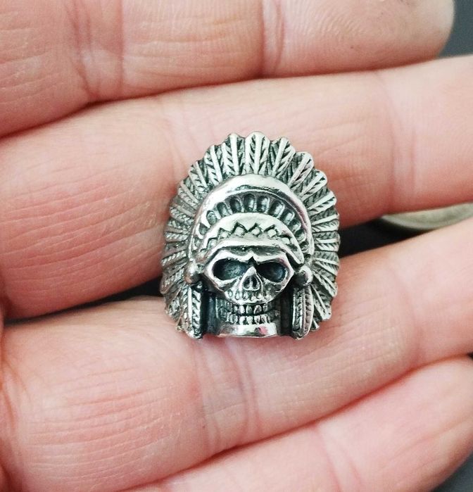 Болт за седалка Indian Motorcycle M8 – череп индианец, метален custom