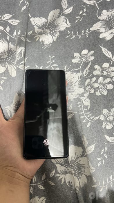 Telefon sotildi.