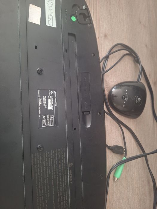 Tastatura ÷bluetooth receiver logitech