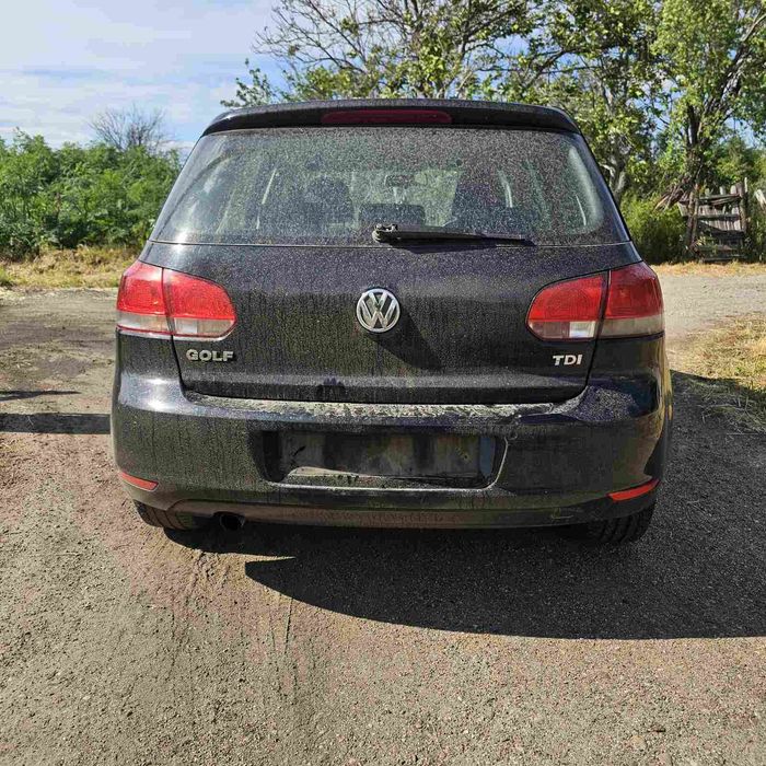 • Продавам Голф 6 1.6 дизел 2010г. на ЧАСТИ /golf 5  golf 6 и др. коли
