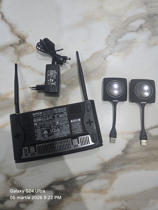 Sistem Prezentare Wireless Barco ClickShare CSE-200 + 2 Butoane USB