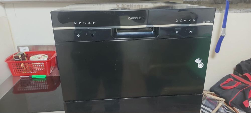 Продам посудомоечную машину