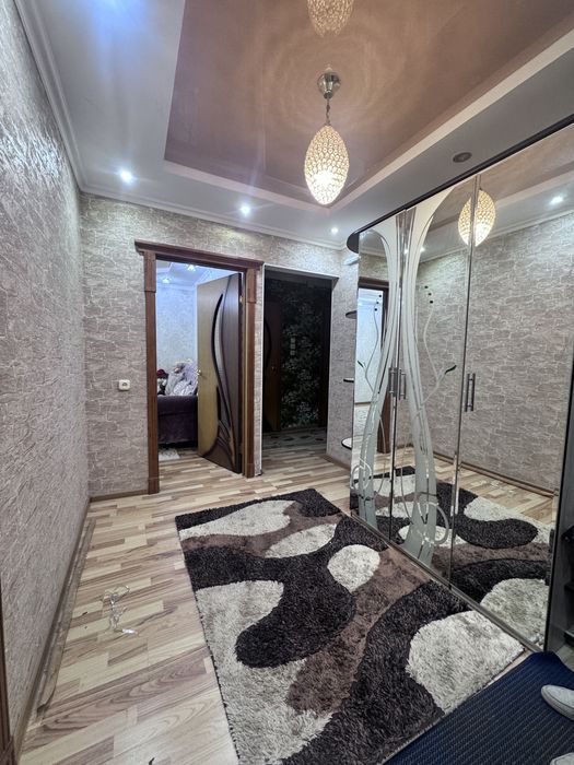 Продается 3 х комнатная в 6 микрорайоне