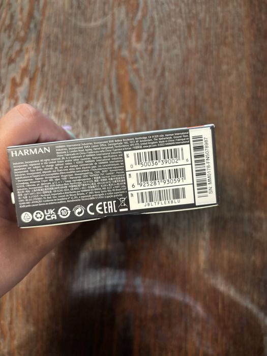 JBL Tune Flex – Чисто нови, неразопаковани