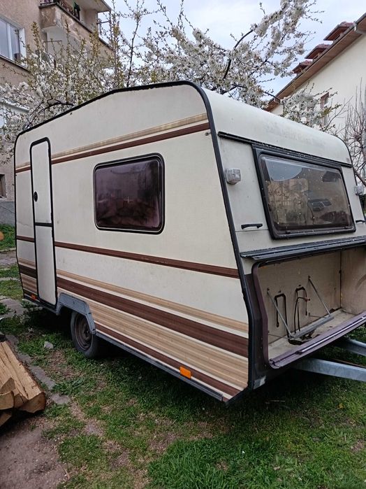 800 евро Каравана