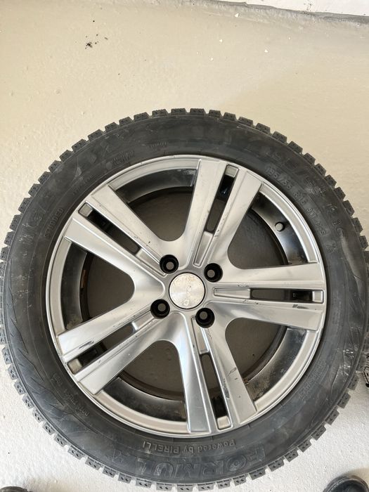 Диски с шинами, стояли на весте