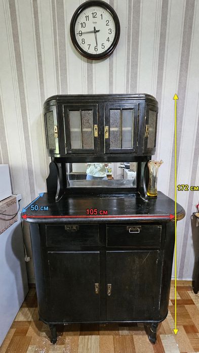 Продам шкаф из Китая (около 80 лет)
