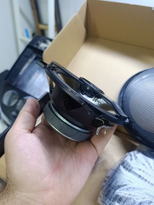 Калонка авто. 13sm Avtomobil kalonkasi GB 512 karnay 140w yangi
