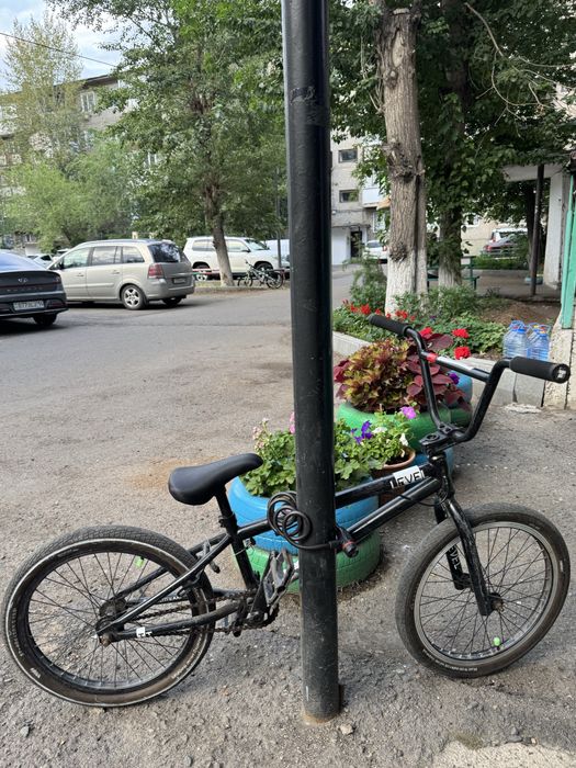 Продам велосипед BMX трюковой