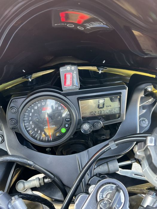SUZUKI GSXR 600  Sotiladi speed 299/km