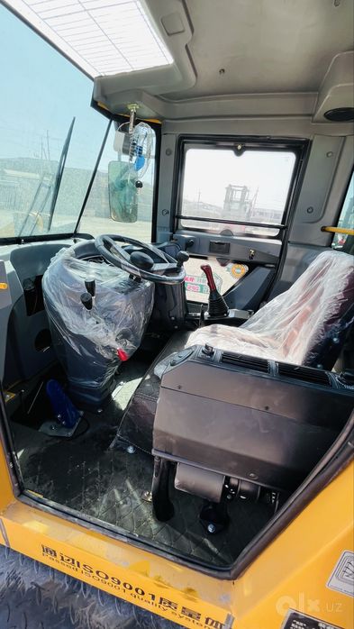 Фронталний Погрузчик 0.8 куб ZL938  1 йиллик кафолат