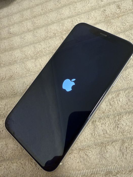 Iphone 11, 128 гб, акб 74%