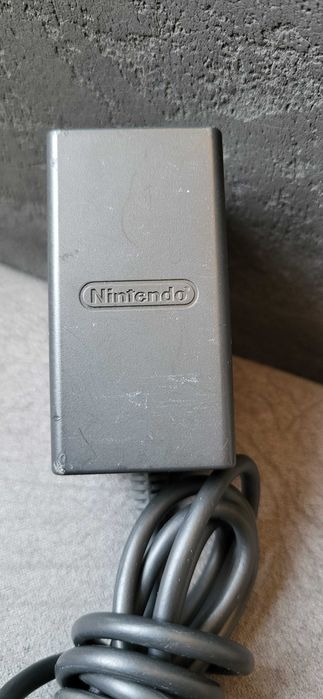 NINTENDO switch Incaarcator 5V-1.5A si  15V-2.6A fuctional