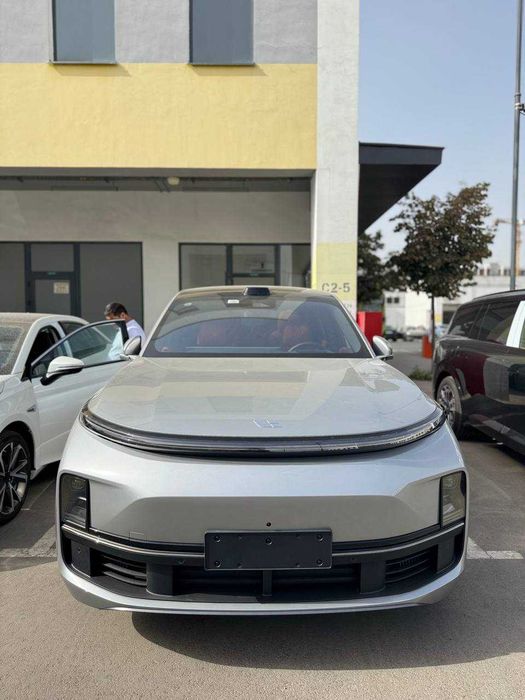 Li 9 Ultra (до рестайлинга)