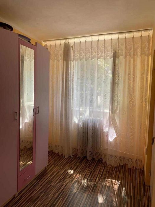 Vand apartament 2 camere