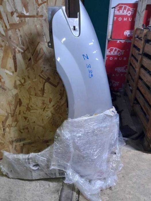 Крылья Mazda Premacy