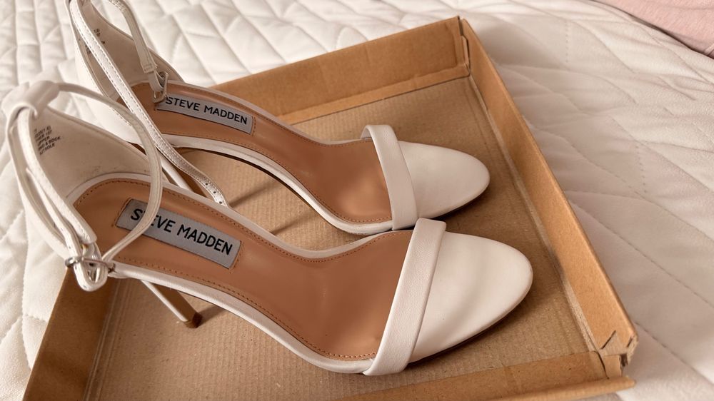 Бели сватбени сандали Steve Madden-36 номер