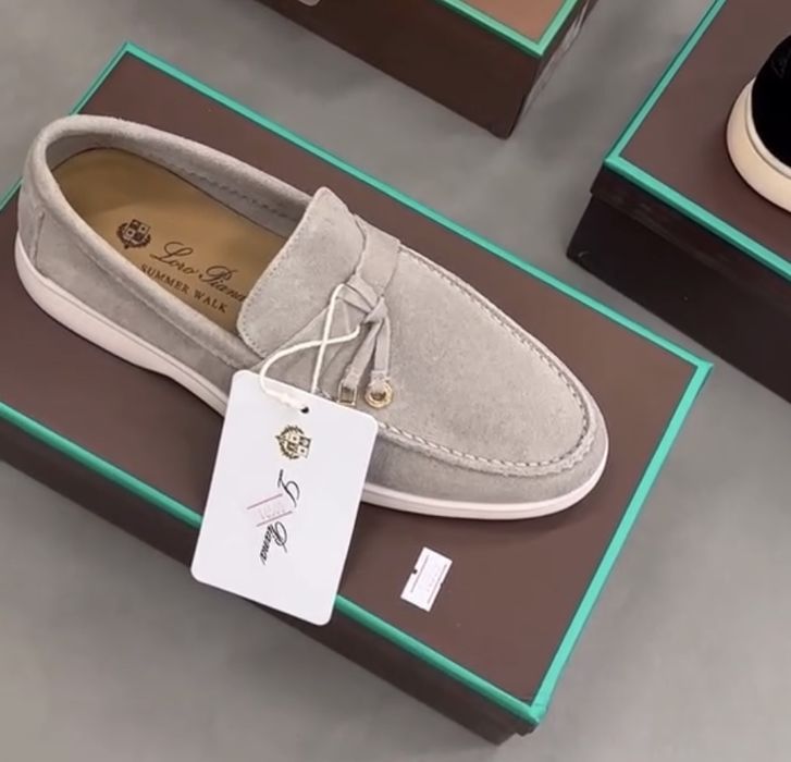 Продам замшевые лоферы