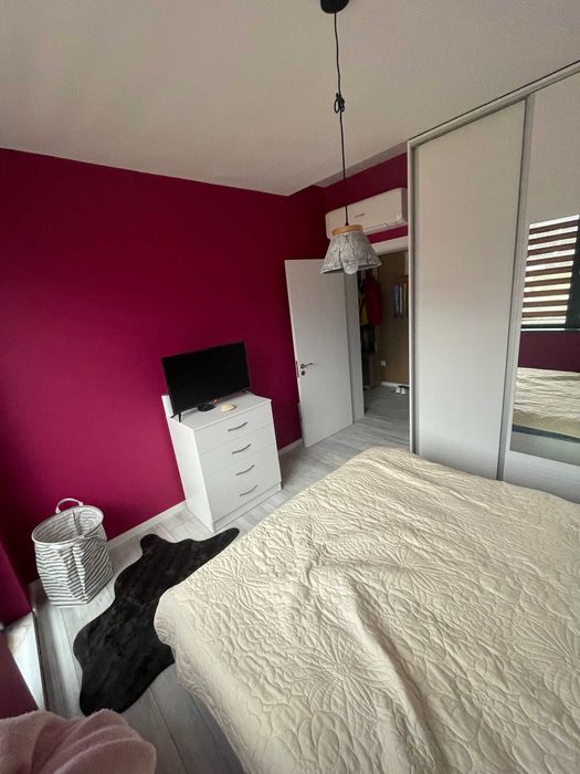 Дава се под наем Двустаен апартамент в к.к. Св.Св. Константин и Елена - 55 кв.м за 475 € - Снимка #4