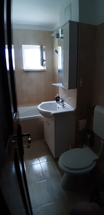 Propietar Inchiriez Garsonieră 42mp Modernă | AC Nou WI-FI | Boxă Parter | Zona Eminescu - More