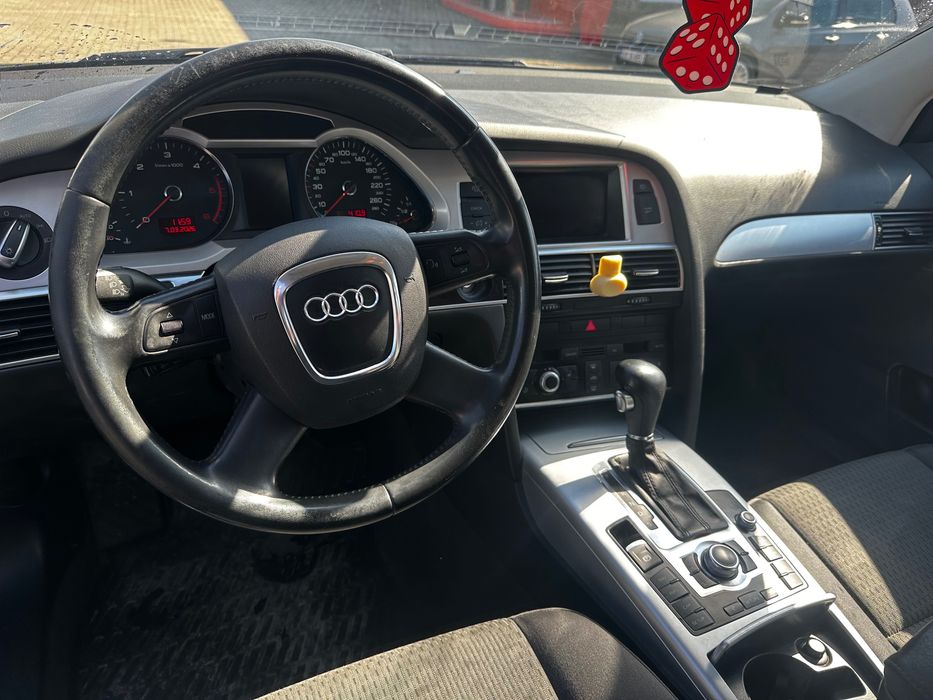 Vând Audi A6 automat