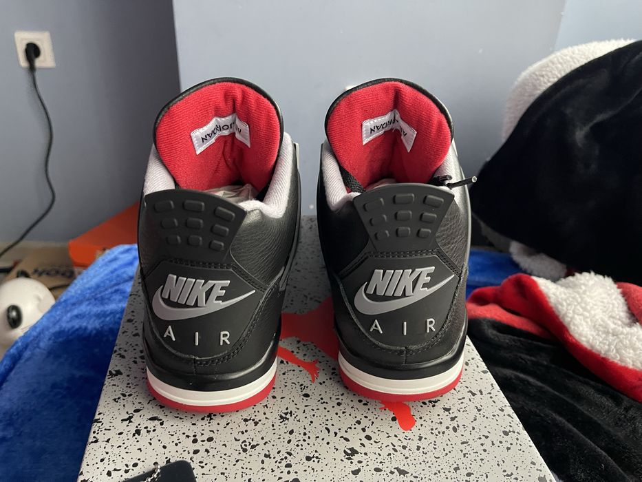 42.5 Nike Air Jordan 4 Retro BRED Reimagined Маратонки Reebok Adidas