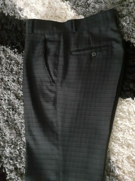 Продаю брюки классические