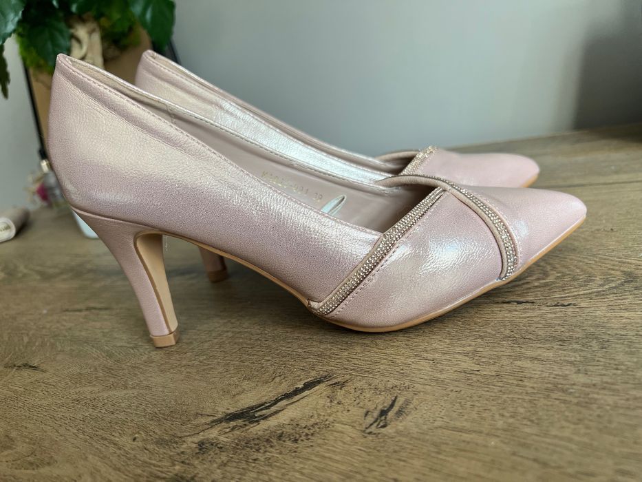 Дамски обувки розово злато