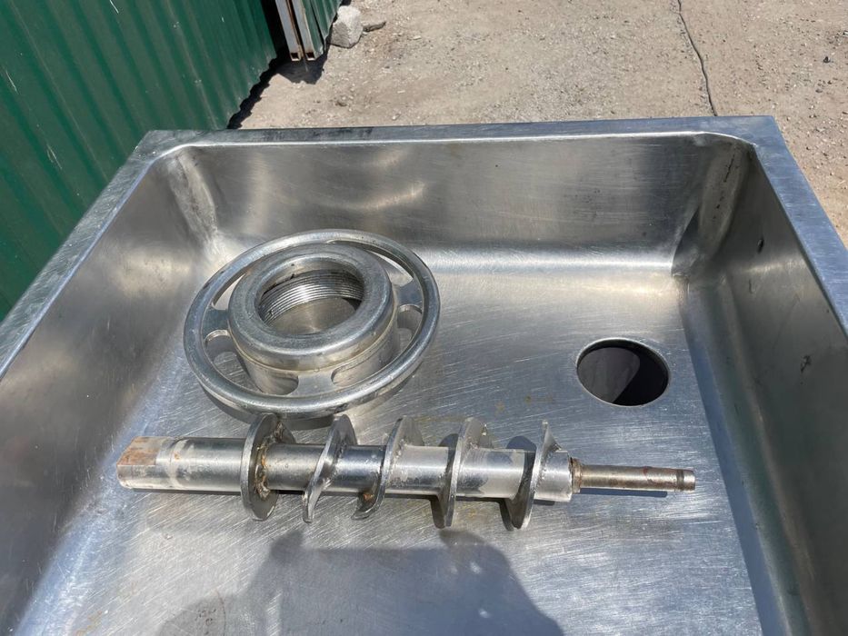 Мясорубка промышленная колбасная  (Болгария)