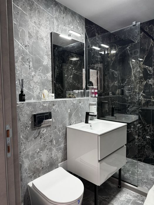 Inchiriez apartament în regim hotelier