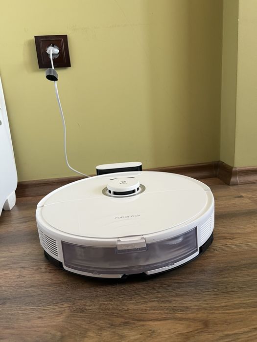 Xiaomi Roborock S8 бяла в гаранция до 10/27г