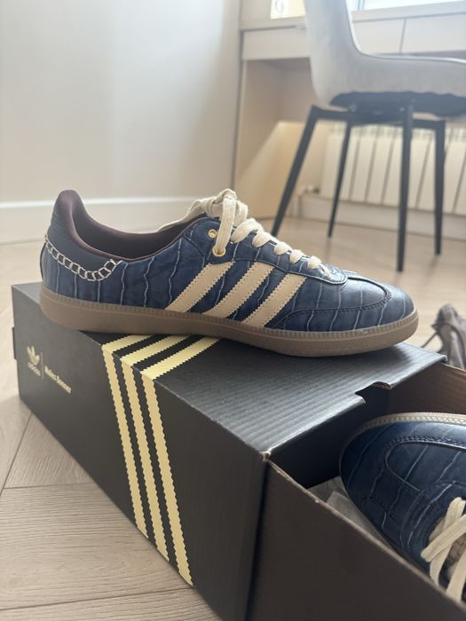 Adidas samba x wales bonner