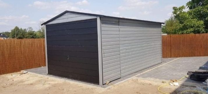 Vând garaj auto de structură metalică