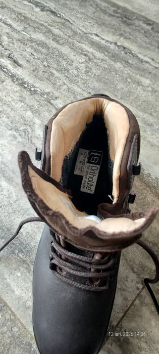 Ghete bărbați Berghaus nr 42 sau 26cm Gore tex