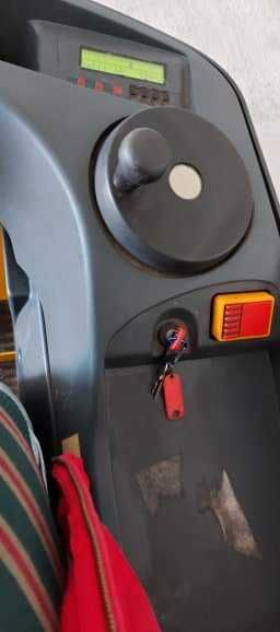 Stivuitor liza electrica