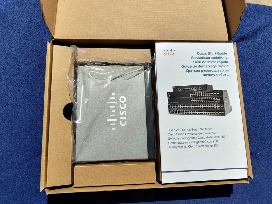 Switch administrabil Cisco SG250-08HP , 8 Porturi gigabit