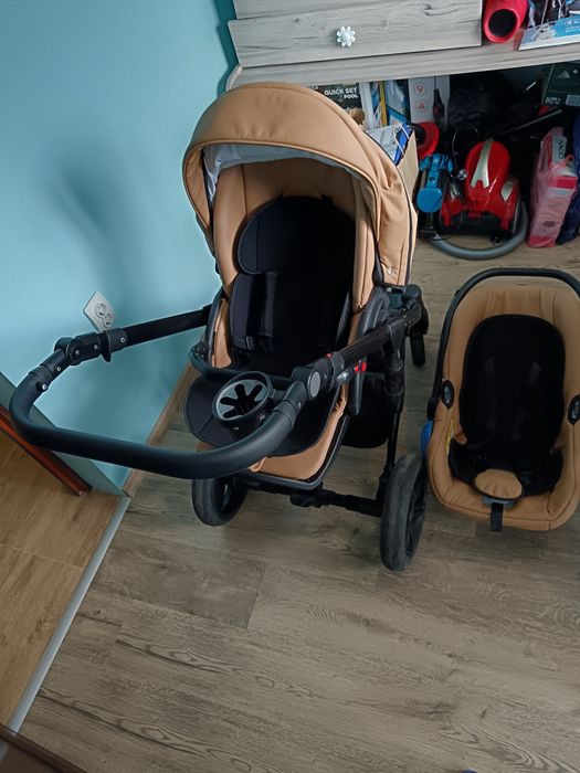 Бебешка количка Max 500 caramel