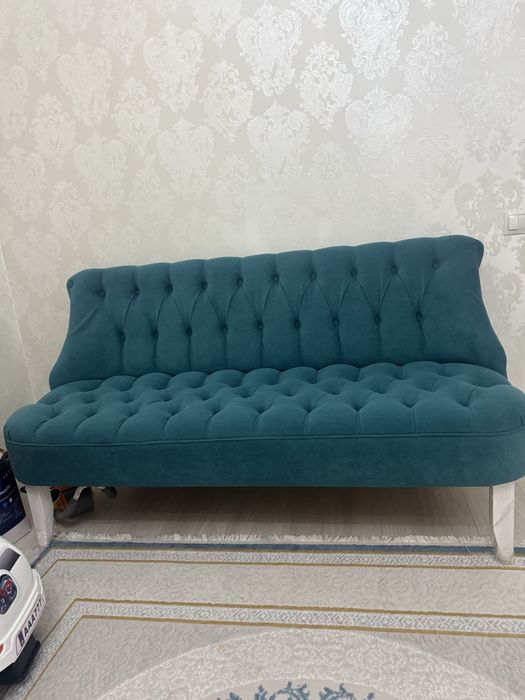 Продам диван новыйй