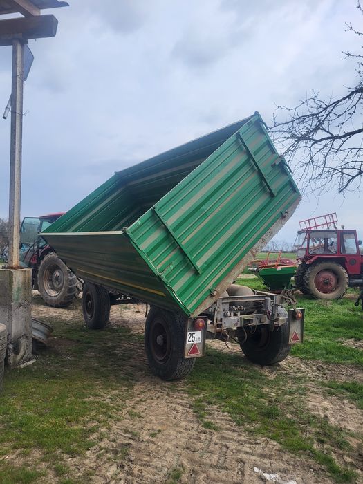 De vânzare remorcă agricolă 10 tone