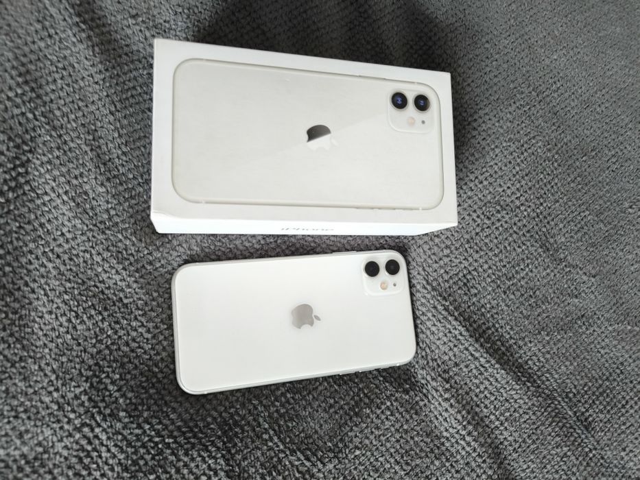 iPhone 11 в отличном состоянии 64 gb.